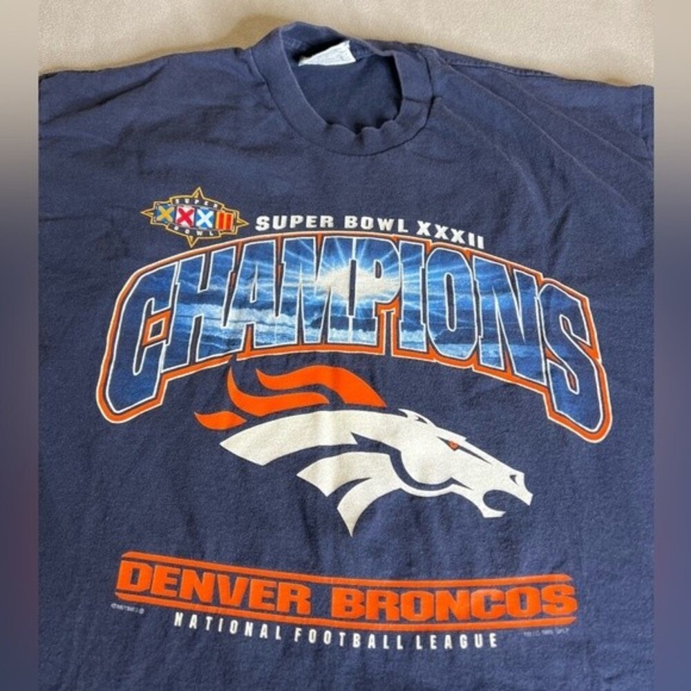 Denver Broncos 1998 Super Bowl Champions 32 XXXII Vintage 90's T-Shirt Size XL